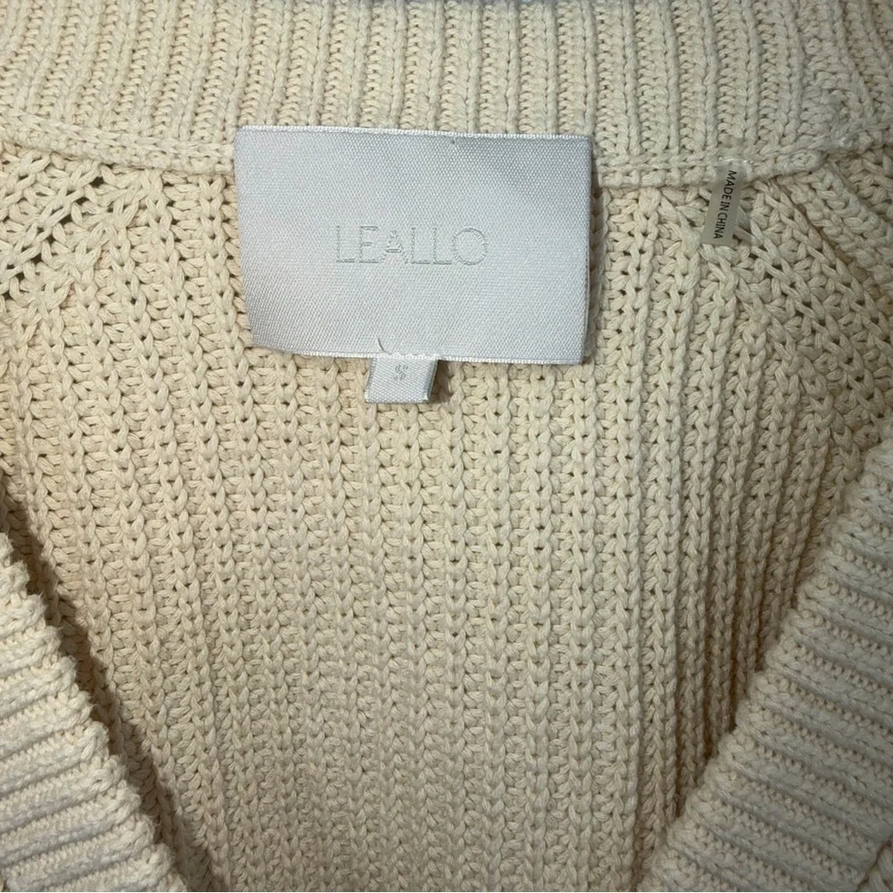 Leallo 100% Cotton Textural-Stitch V-Neck Button Up Cardigan